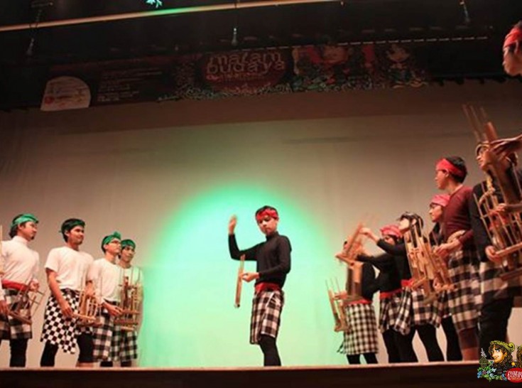 1 Perang Angklung