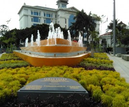 Taman Vanda, dibangun kembali dengan dana CSR dalam rangka KAA 2015
