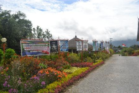 rumah-puisi-10