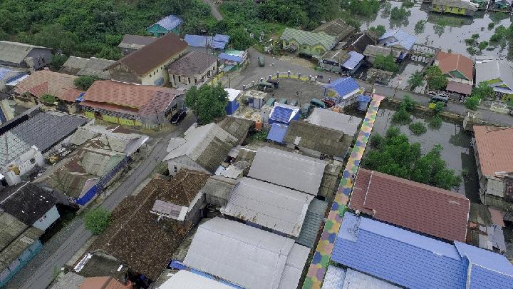 Desa Muara Hilir merupakan desa terkumuh di Kabupaten Kotabaru, Kalimantan Selatan, kini menjadi kampung percontohan untuk kebersihan. Sasaran selanjutnya adalah menjadikan kampung ini destinasi eco-wisata. Foto: Mubadala Petroleum