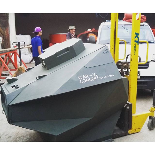 tank robot mini karya anak negeri - News | Good News From Indonesia 2016