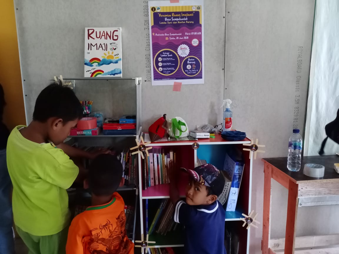 Antusias anak-anak di ruang imajinasi | Foto: Dok. Pribadi
