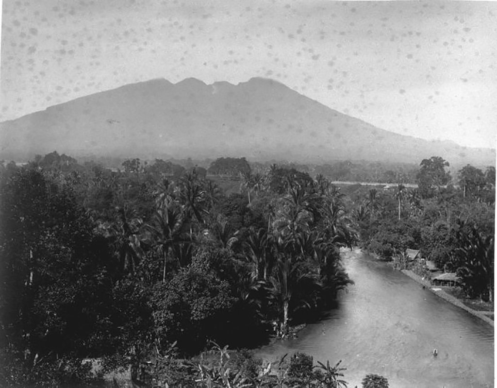 Potret Gunung Salak | Foto: tirto.id