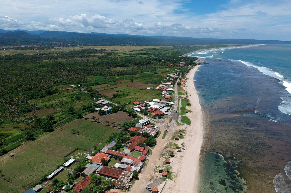pantai Sayang Heulang