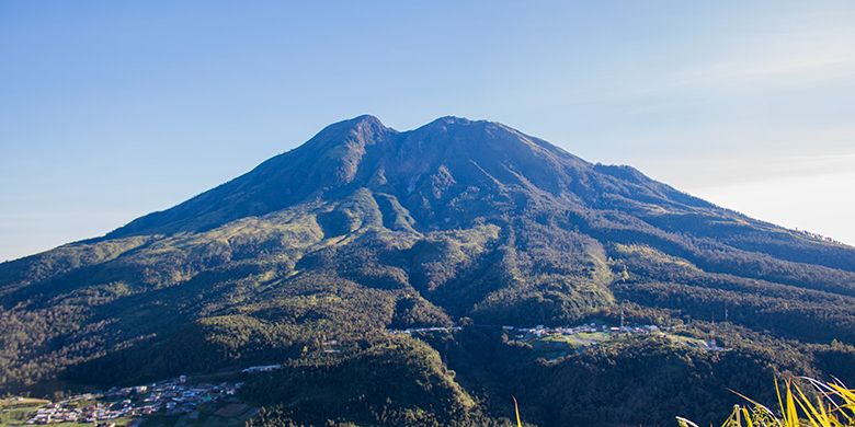 Potret Gunung Lawu di Jawa Tengah | Foto: kompas.com