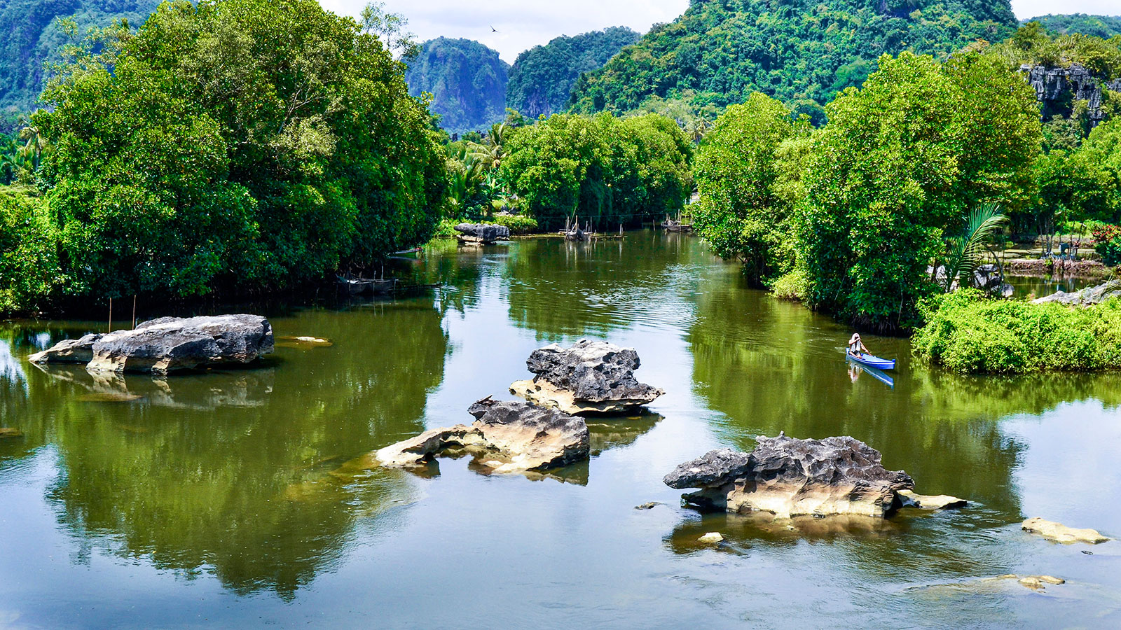 Rammang Rammang | Foto: Ruslin Halim via Wikipedia