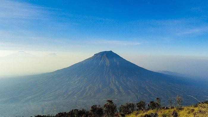 Pemandangan Gunung Sumbing