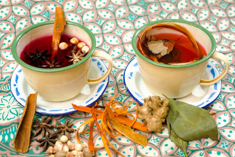 Wedang secang yang terbuat daru serutan kayu secang © meninga.id/shutterstock via kompas