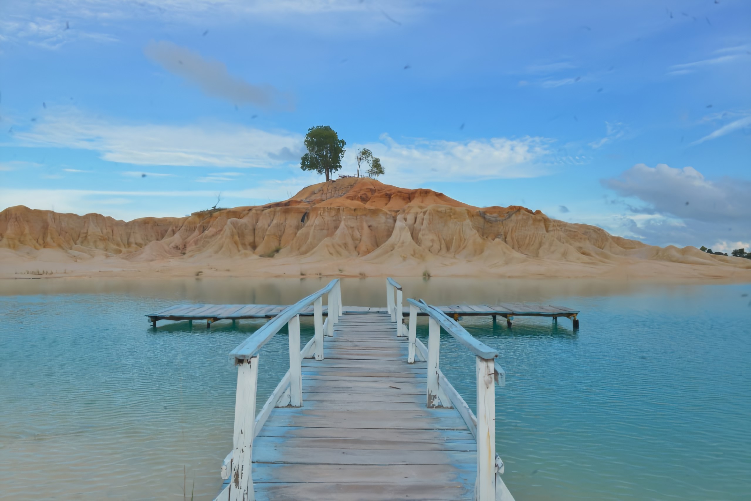 Gumuk Pasir Telaga Biru, Kepulauan Riau | Foto: trieknews.com