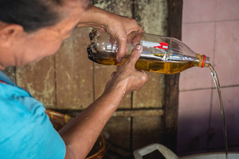 Minyak jelantah yang dimanfaatkan sebagai biodiesel © shutterstock