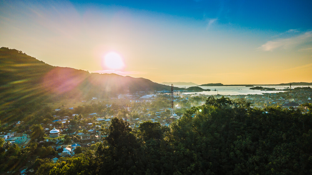 Pemandangan Sibolga dari Atas Bukit