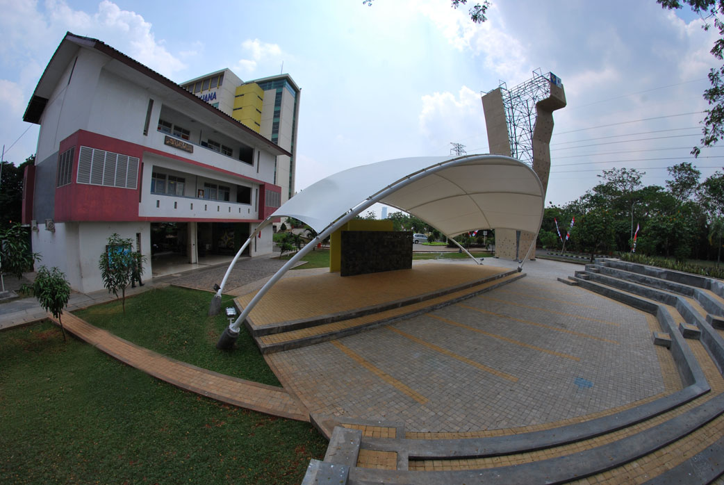 Gedung kegiatan mahasiswa Universitas Mercu Buana