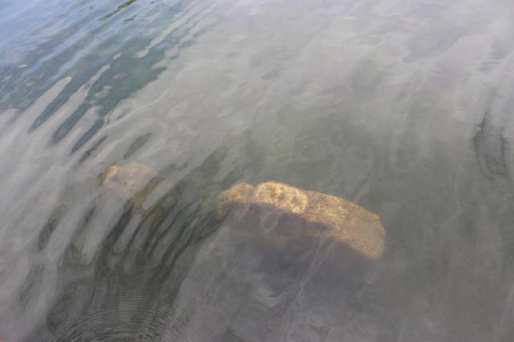 Benda Purbakala di Danau Sentani