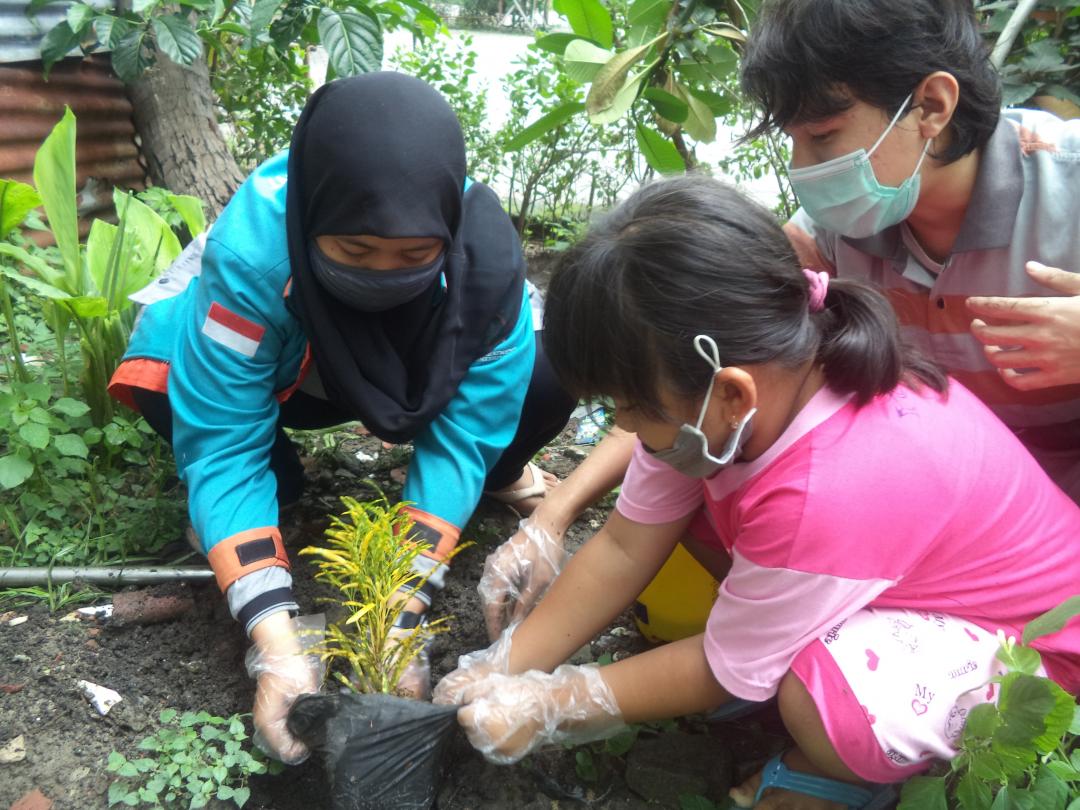 Pendampingan bersama siswa SDN Dukuh Kupang III | Foto: Dok. Pribadi