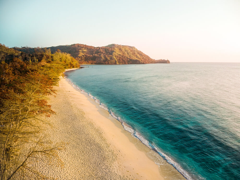 Pemandangan Pantai di Likupang
