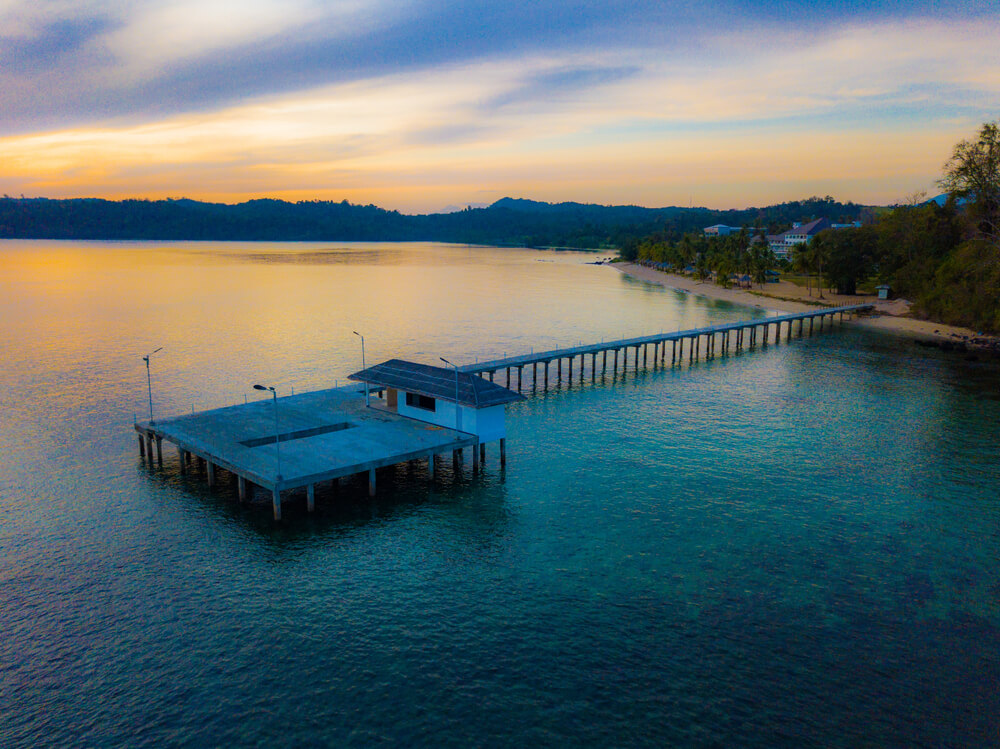 Dermaga di Likupang