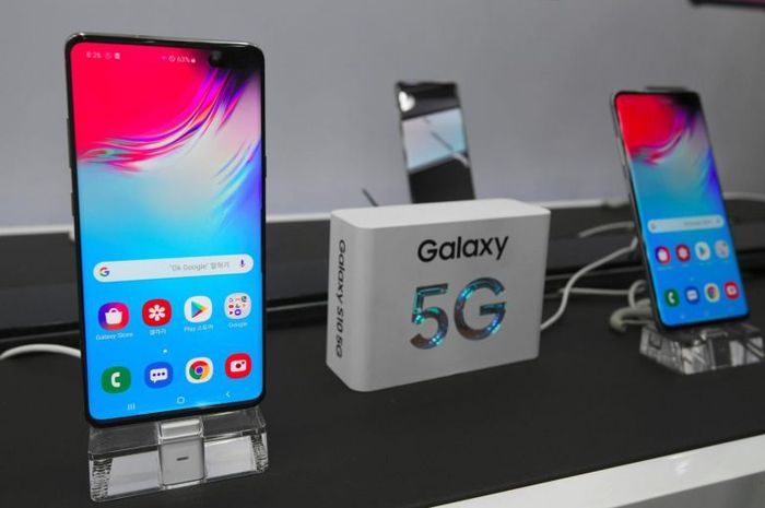 Ponsel 5G