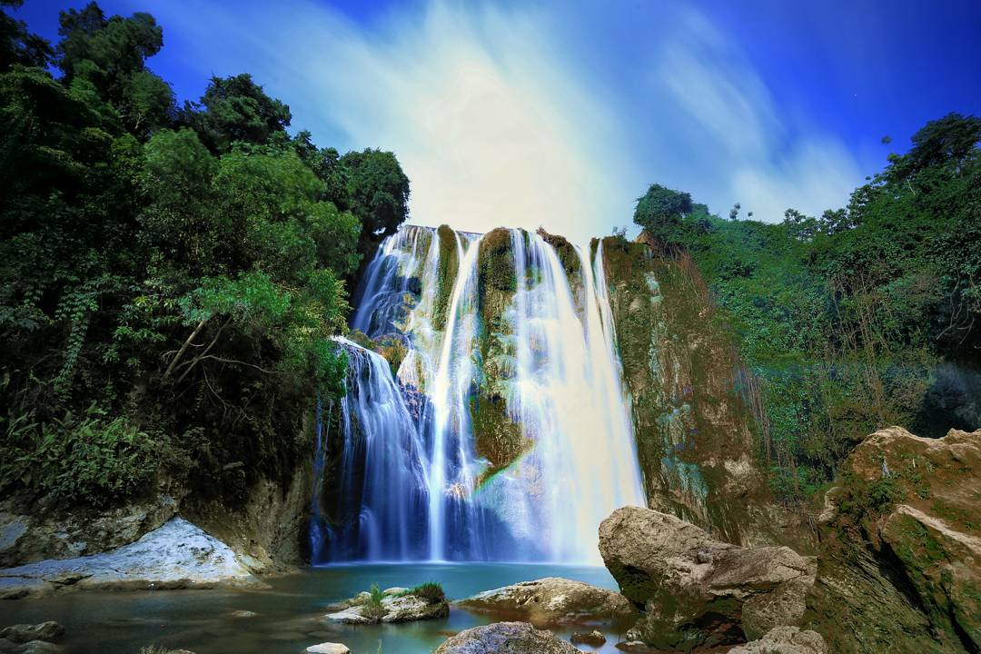 Keindahan Air Terjun Nglirip | Foto: Dakatour