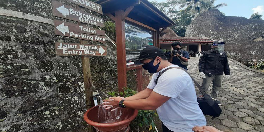 Simulasi Pembukaan Pariwisata Gunung Api Purba Nglanggeran, Gunungkidul, Yogyakarta di Masa Pandemi | Foto: Markus Yuwono/Kompas.com