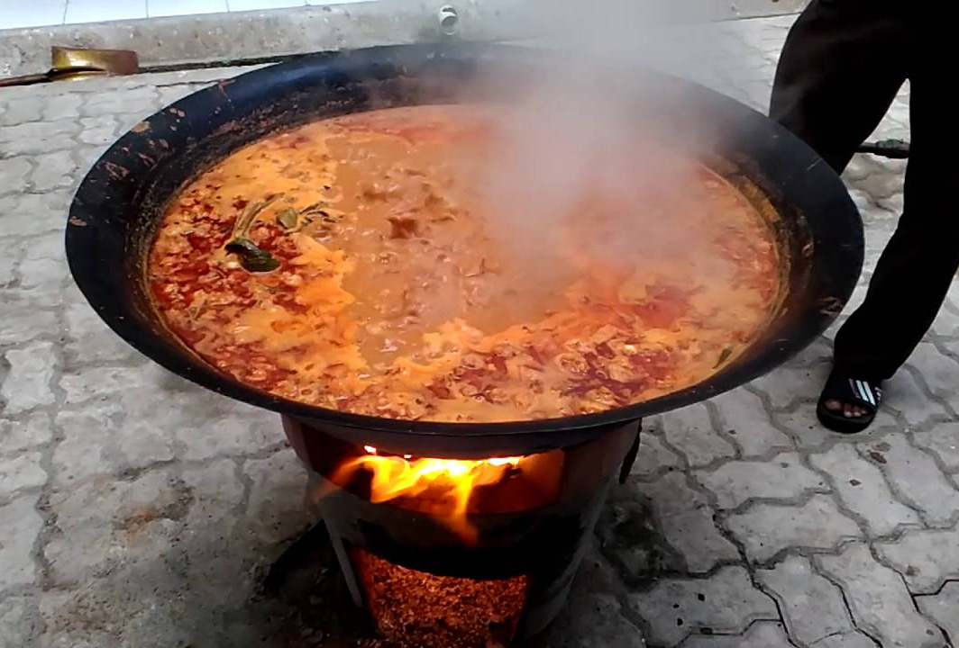 Tanpa campuran biji ganja, Beulangong kini murni berkuah rempah © Tagar.id