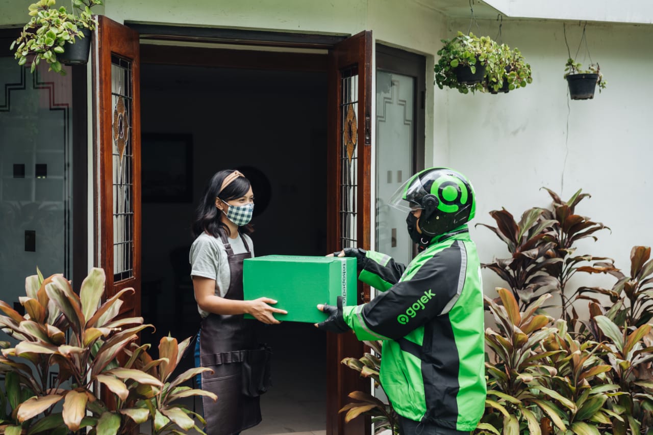 Lahirnya GoTo akan memberikan banyak keuntungan bagi Gojek dan Tokopedia, kedua layanan tersebut akan saling terhubung dan menghasilkan kolaborasi yang lebih menguntungkan. © Urbanasia/Shutterstock