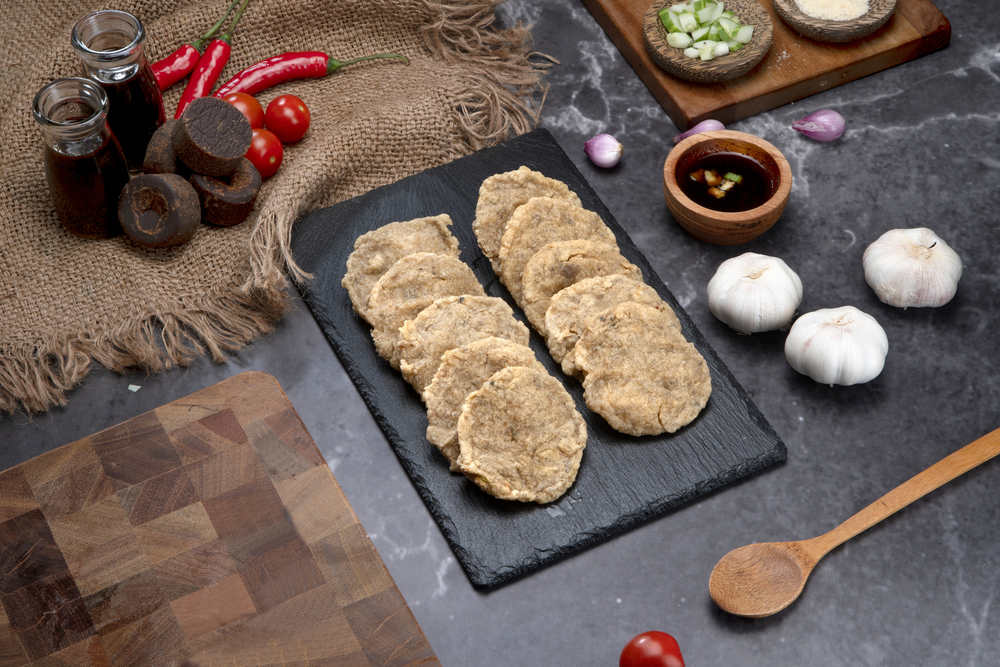 Pempek panggang | @Semiotic Pro Shutterstock