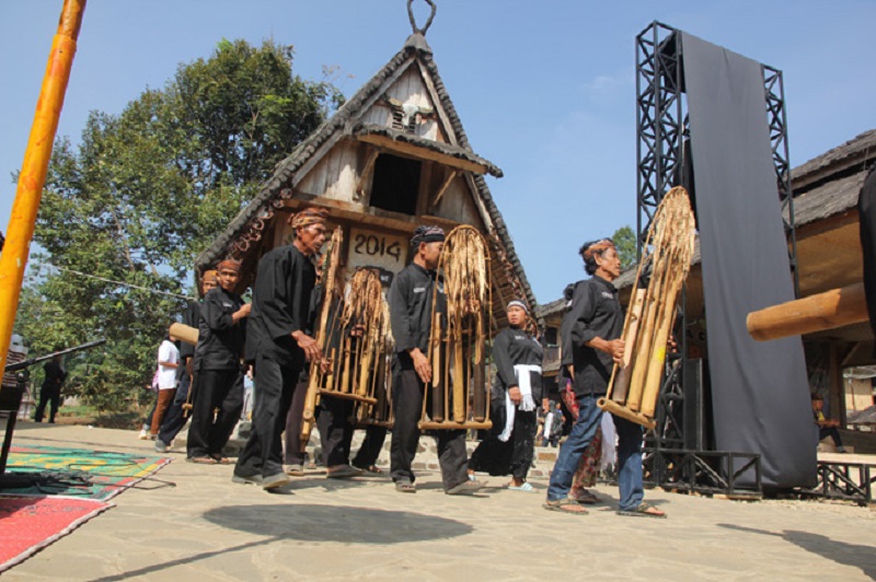 Pertunjukan Angklung Buhun | Foto: MerahPutih