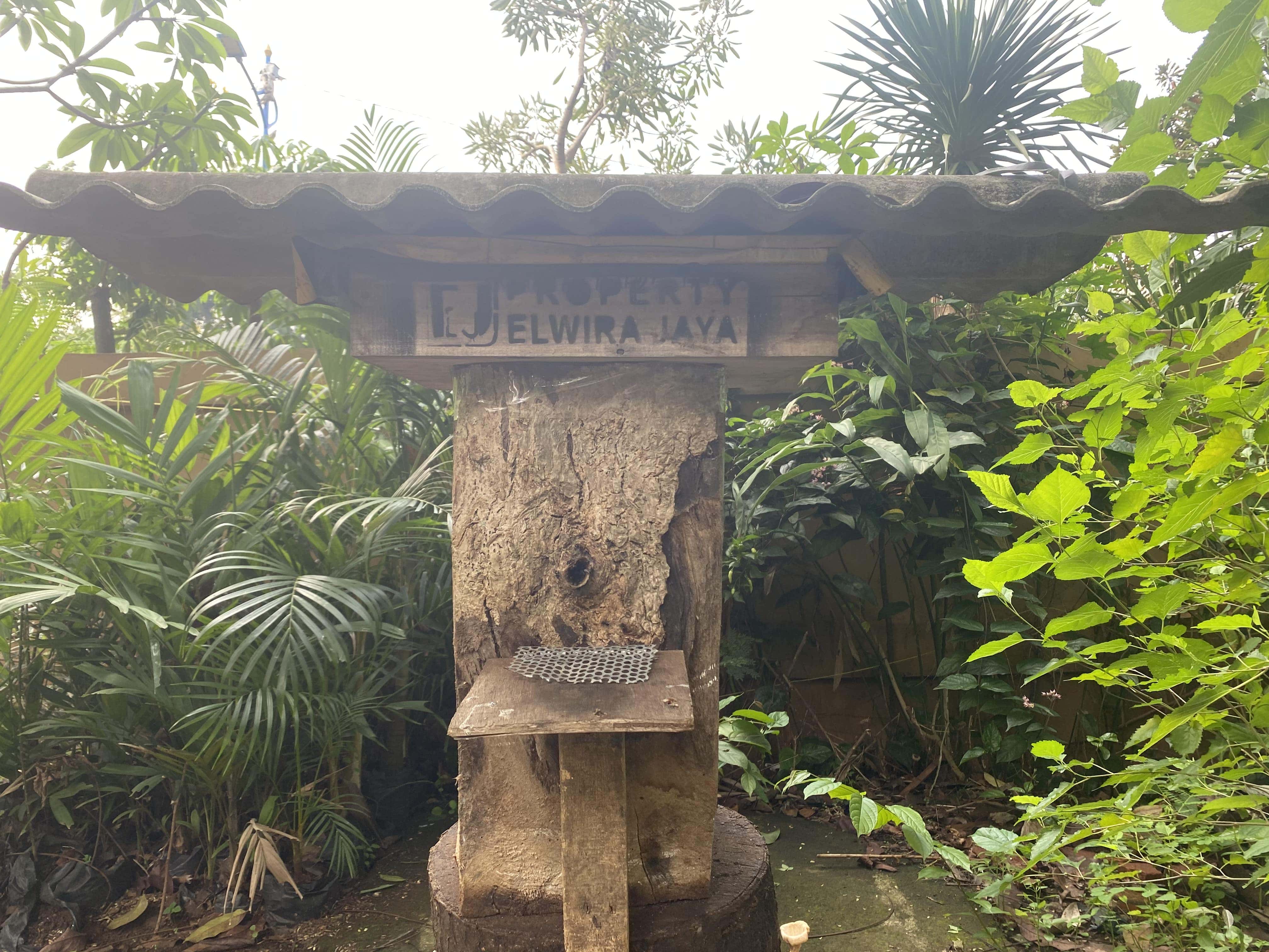 Penempatan koloni lebah klanceng | Foto : Dokumentasi Pribadi