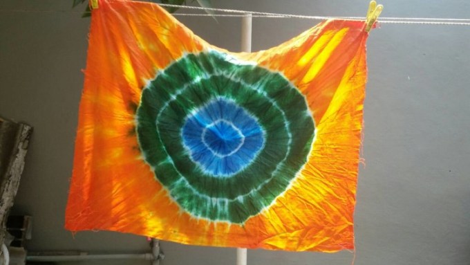 Potret Batik Jumputan yang sedang dijemur | Foto: masfikr.com