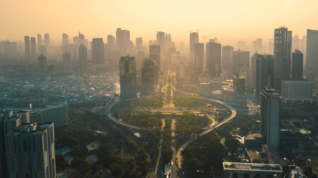 Jawa, merupakan pulau tempat dimana ibu kota Indonesia (Jakarta) berdiri. © Creativa Image/Shutterstock