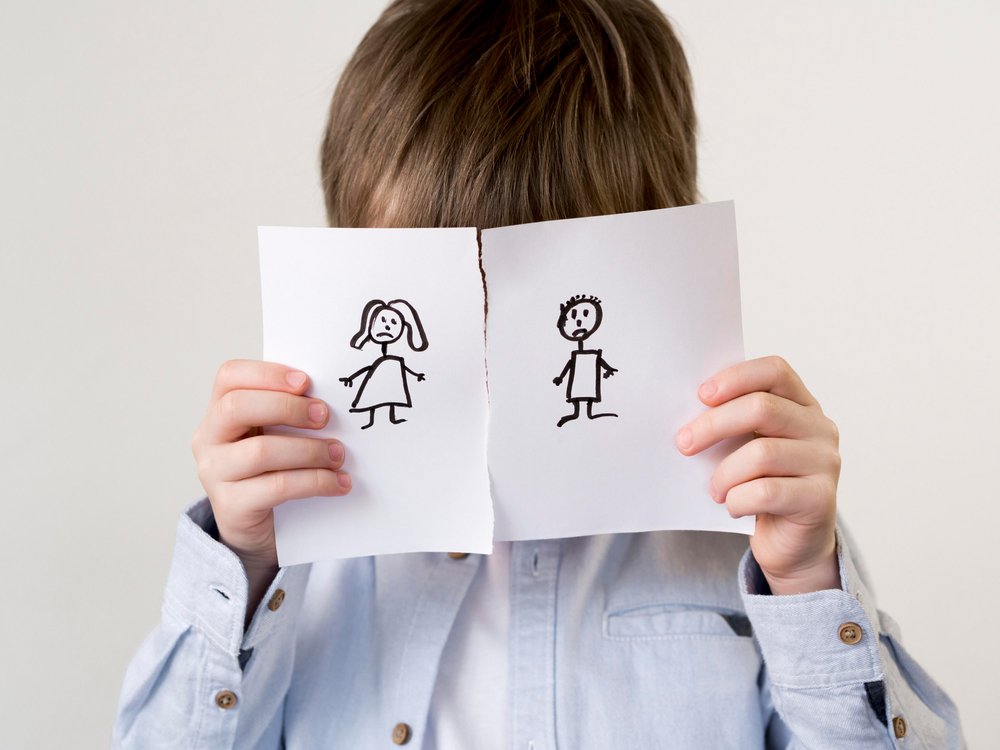 Dampak perceraian pada anak | @FREEPIK2 Shuttersttock