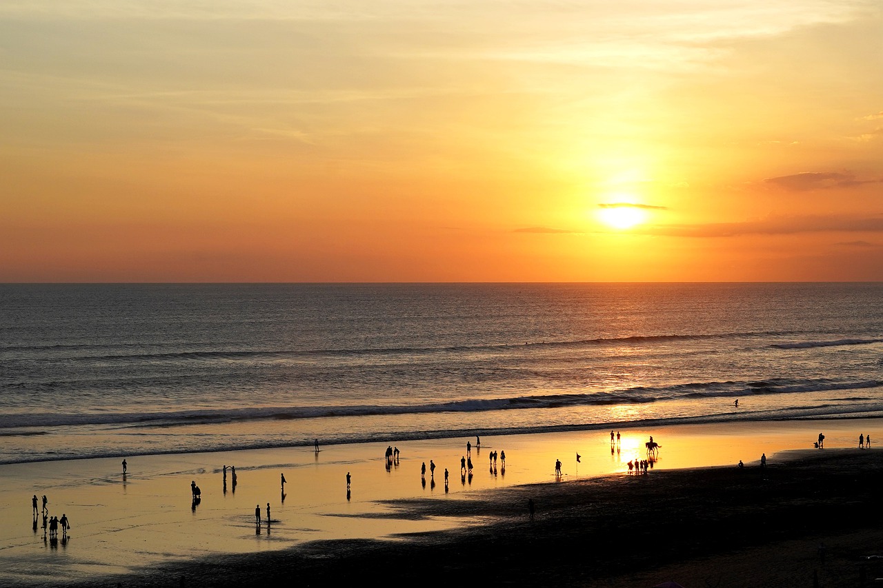 Ilustrasi pantai di Bali | @Hartono Subagio Pixabay