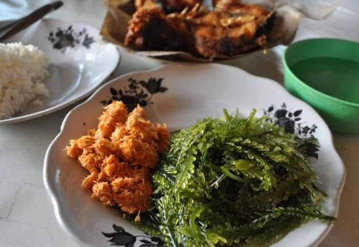 Urap latoh | Foto: detik food
