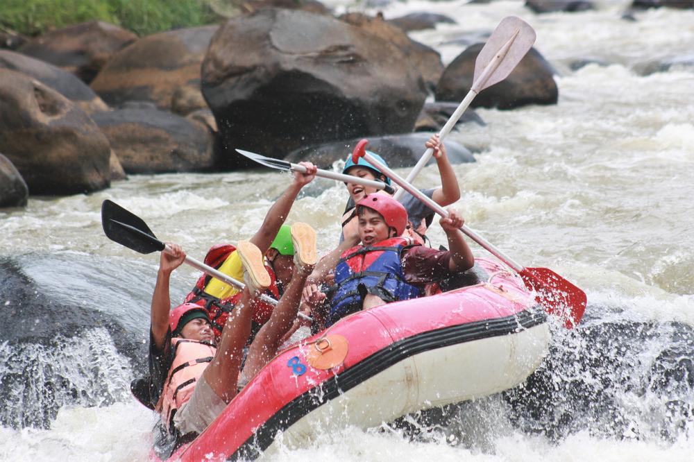 Ilustrasi Arung Jeram © Shutterstock.com