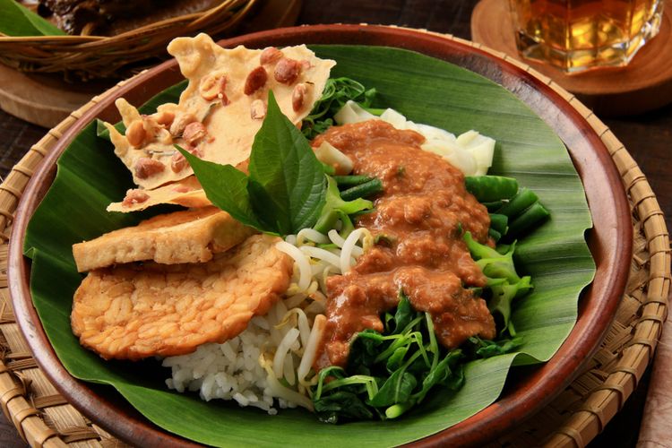 Nasi pecel | Foto: Kompas
