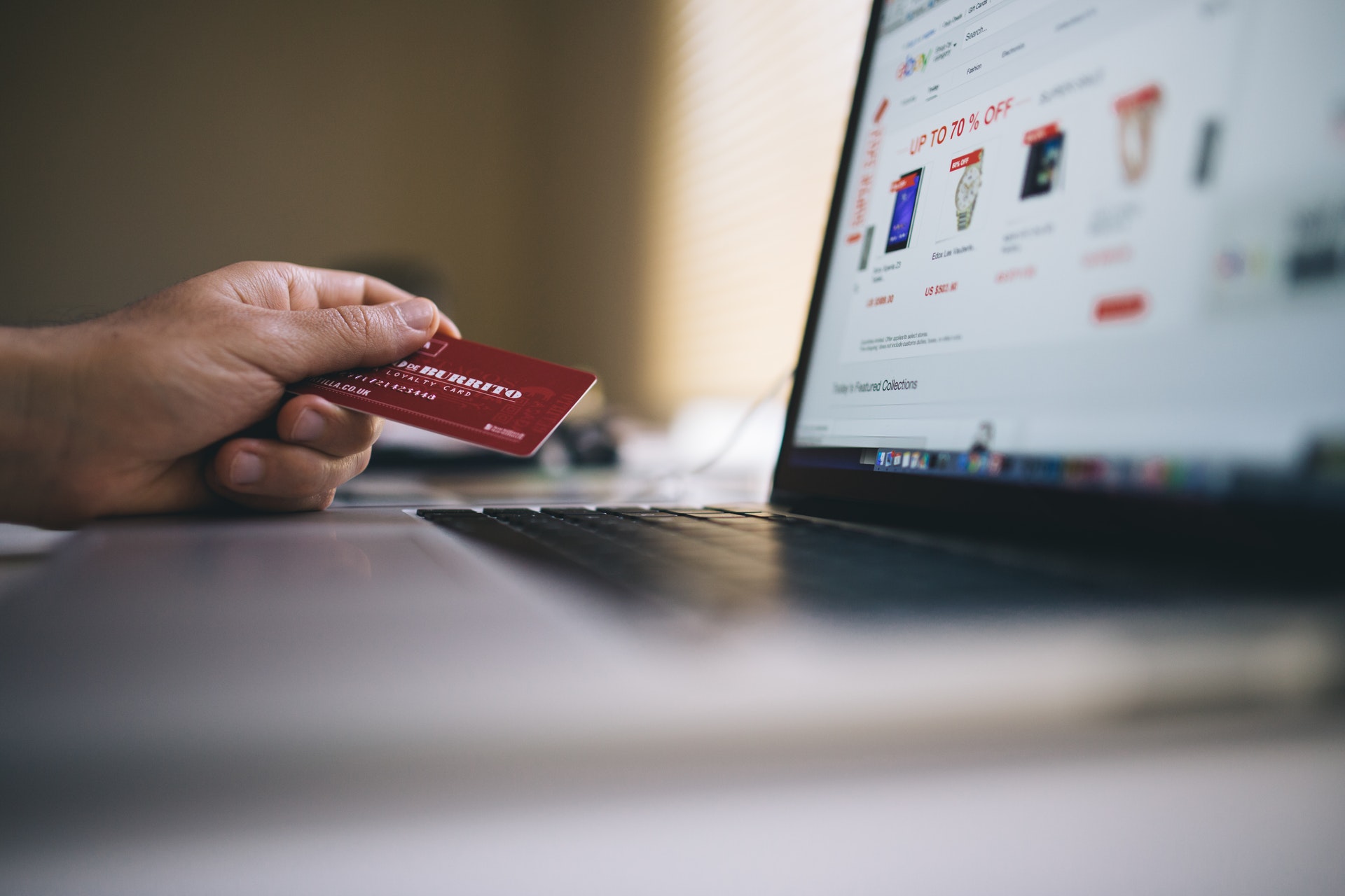 Ilustrasi E-Commerce © Pexels.com