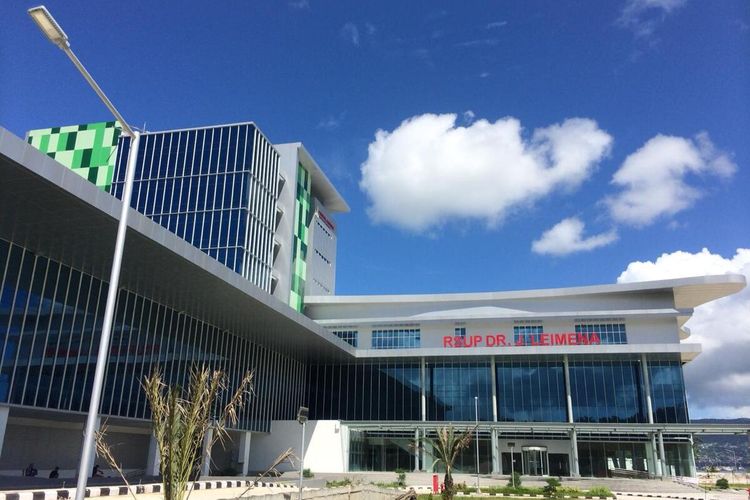 Foto Tampak Depan RSUP Johannes Leimnena | Foto: Dok. Sehat Negeriku Kemenkes RI