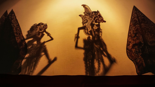 Wayang Kulit (Shutterstock)
