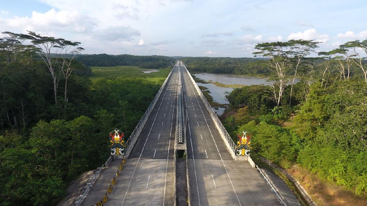 Tol pertama di Kalimantan harapan penopang perekonomian