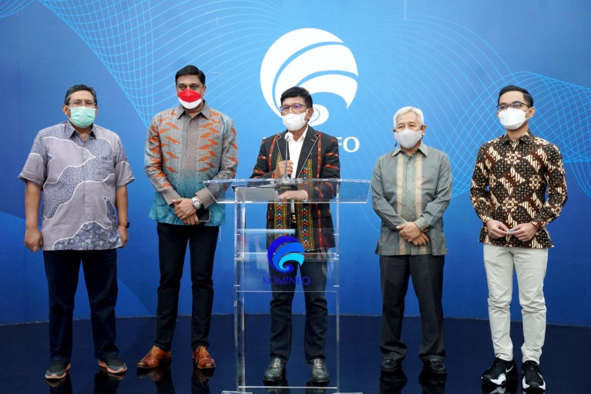 Menkominfo