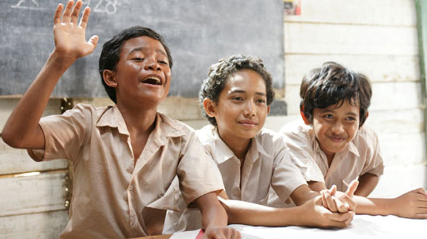 Adegan laskar pelangi