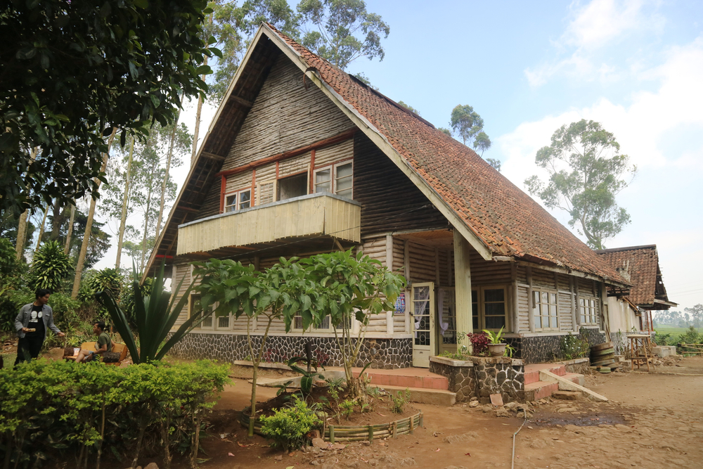 Rumah Pengabdi Setan | @Dinda Amabel Shutterstock