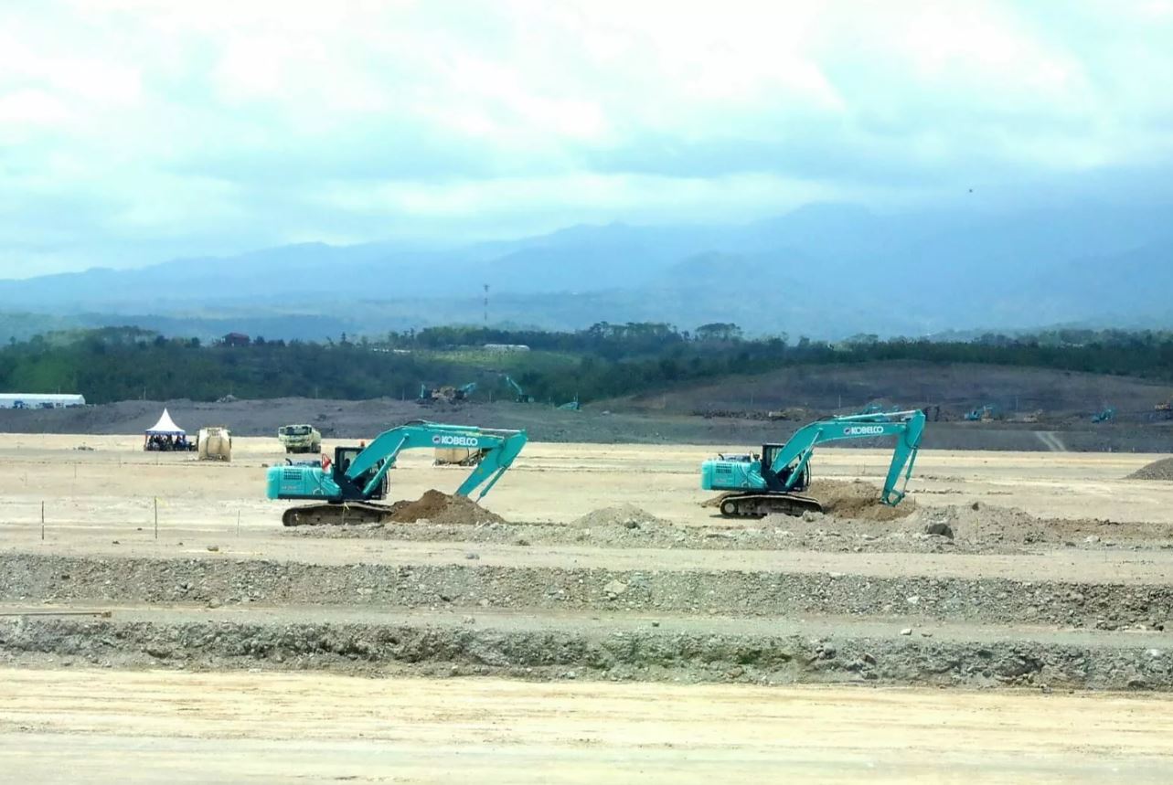 Pembangunan bandara Dhoho Kediri