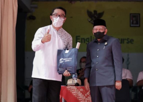 Ridwan Kamil dan pendiri Kampung Inggris Pare (Kalend Olsen)