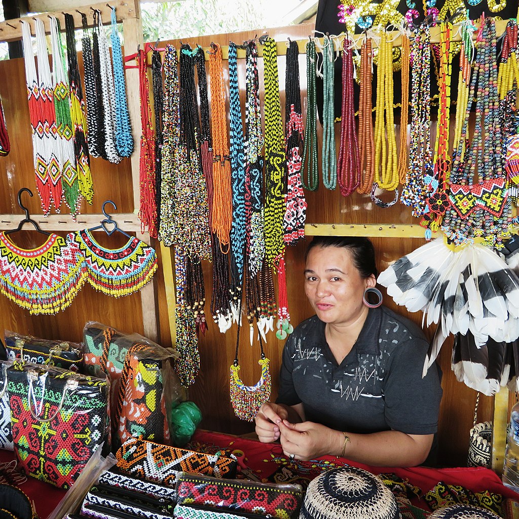 Desa Budaya Pampang | Wikimedia Commons