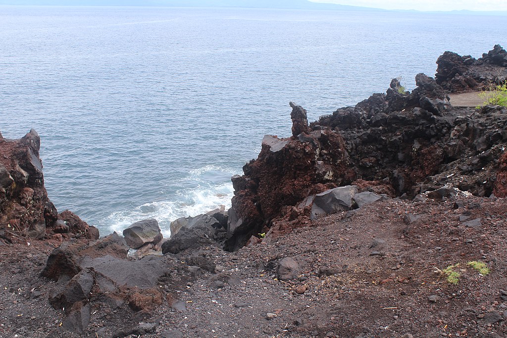 Batu Angus | Wikimedia Commons