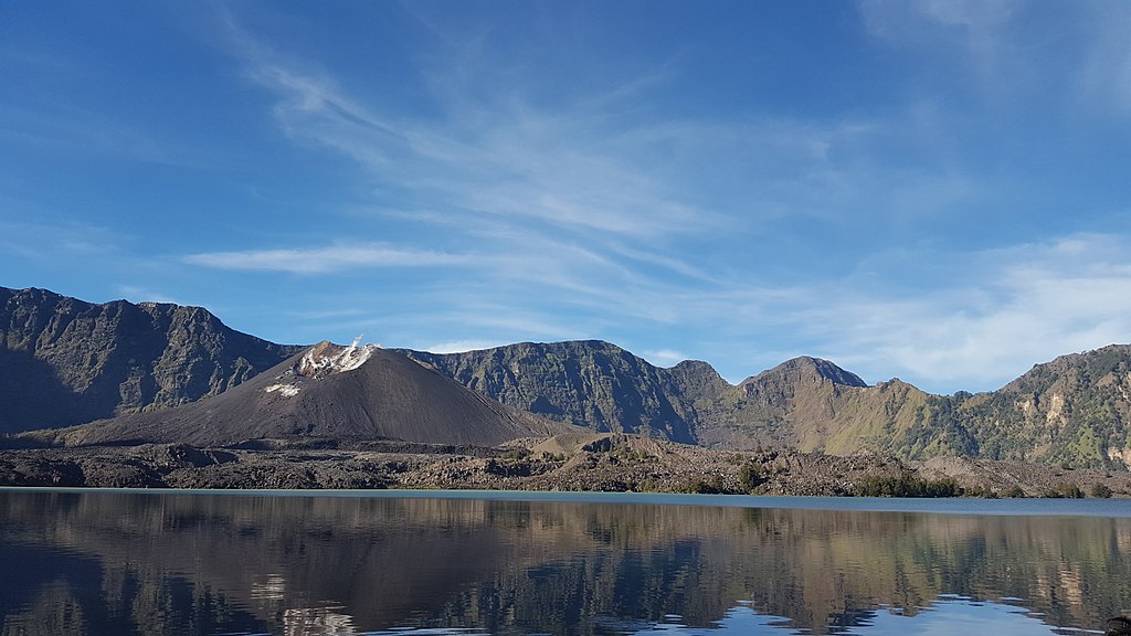 Gunung Rinjani | Wikimedia Commons
