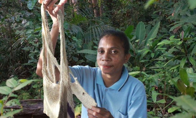 Novilla Maria Aru | Dok. Lumeli Jacky Buli/Yayasan WWF Indonesia