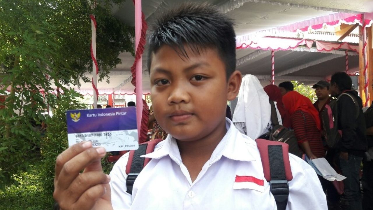 Berkas yang dibutuhkan untuk membuat Kartu KIP (Kartu Indonesia Pintar) 