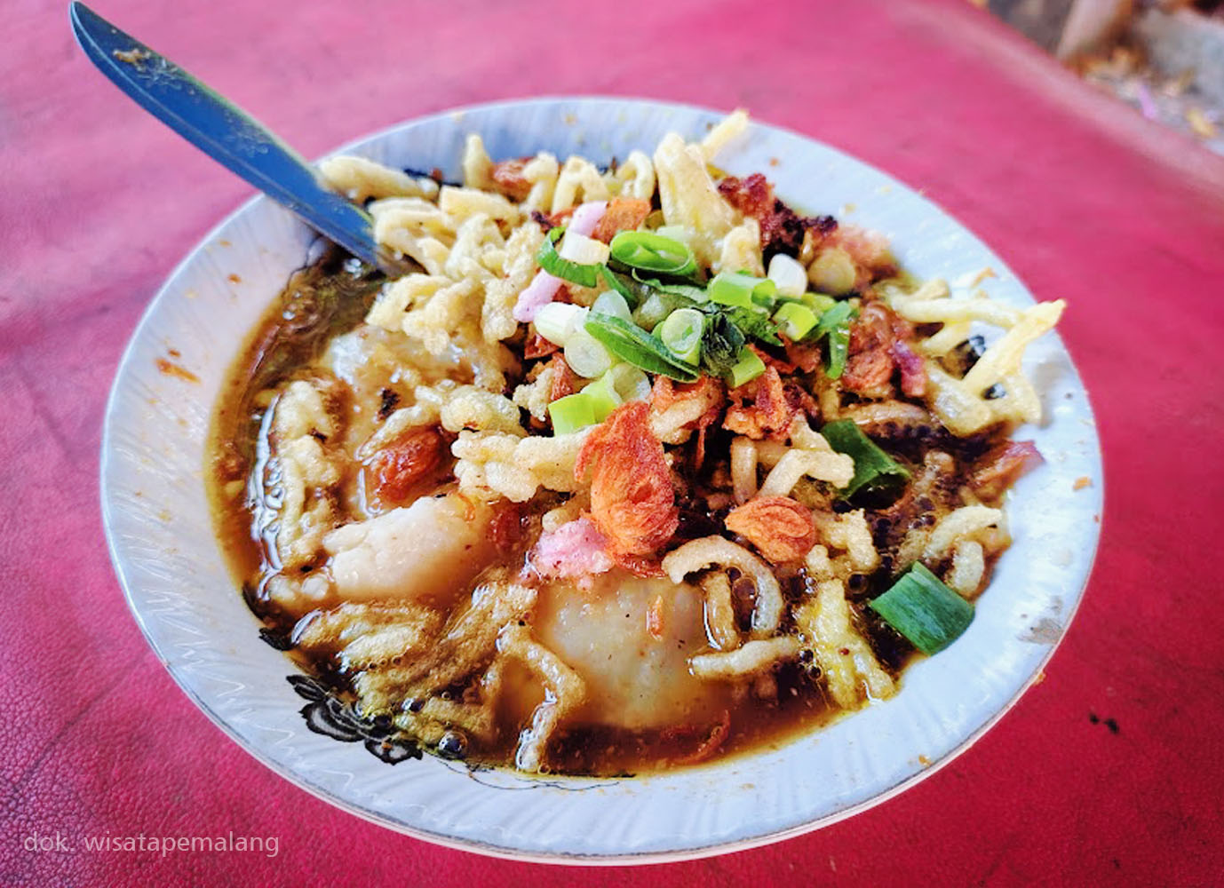 Lontong Dekem olahan lontong kuliner dan makanan Legend khas dari Pemalang Good News From Indonesia Lontong Dekem olahan lontong kuliner dan makanan Legend khas dari Pemalang